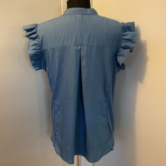 4. NY Collection Blouse Blue Ruffle Flange Sleeveless Chambray Size Large - Picture 6 of 6